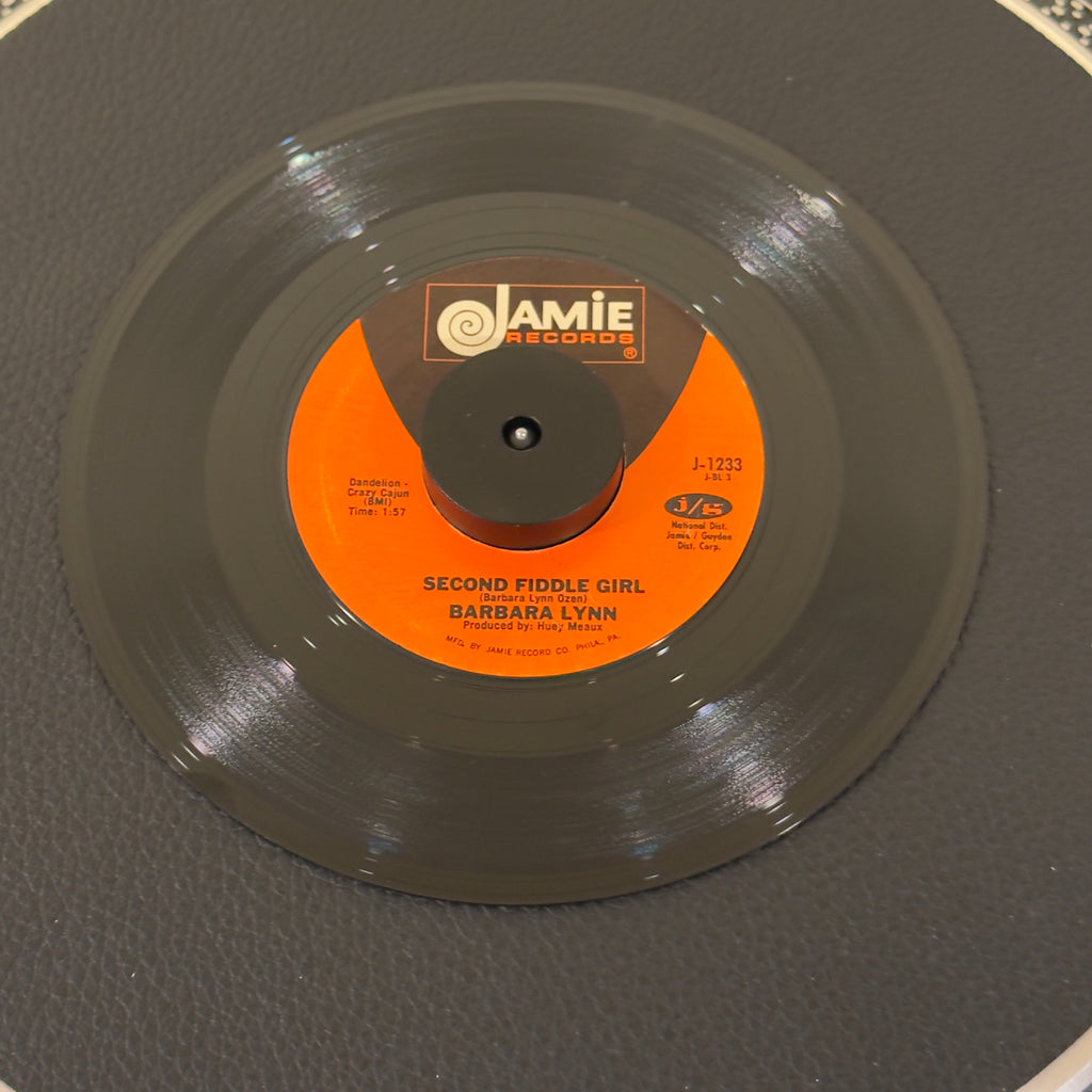 7" vinyl record by Lynn, Barbara featuring "Second Fiddle Girl/Letter To Mommy and Daddy", released on Jamie (J-1233), in VG (Very Good) condition, classic analog collectable for turntable playback. Reissue