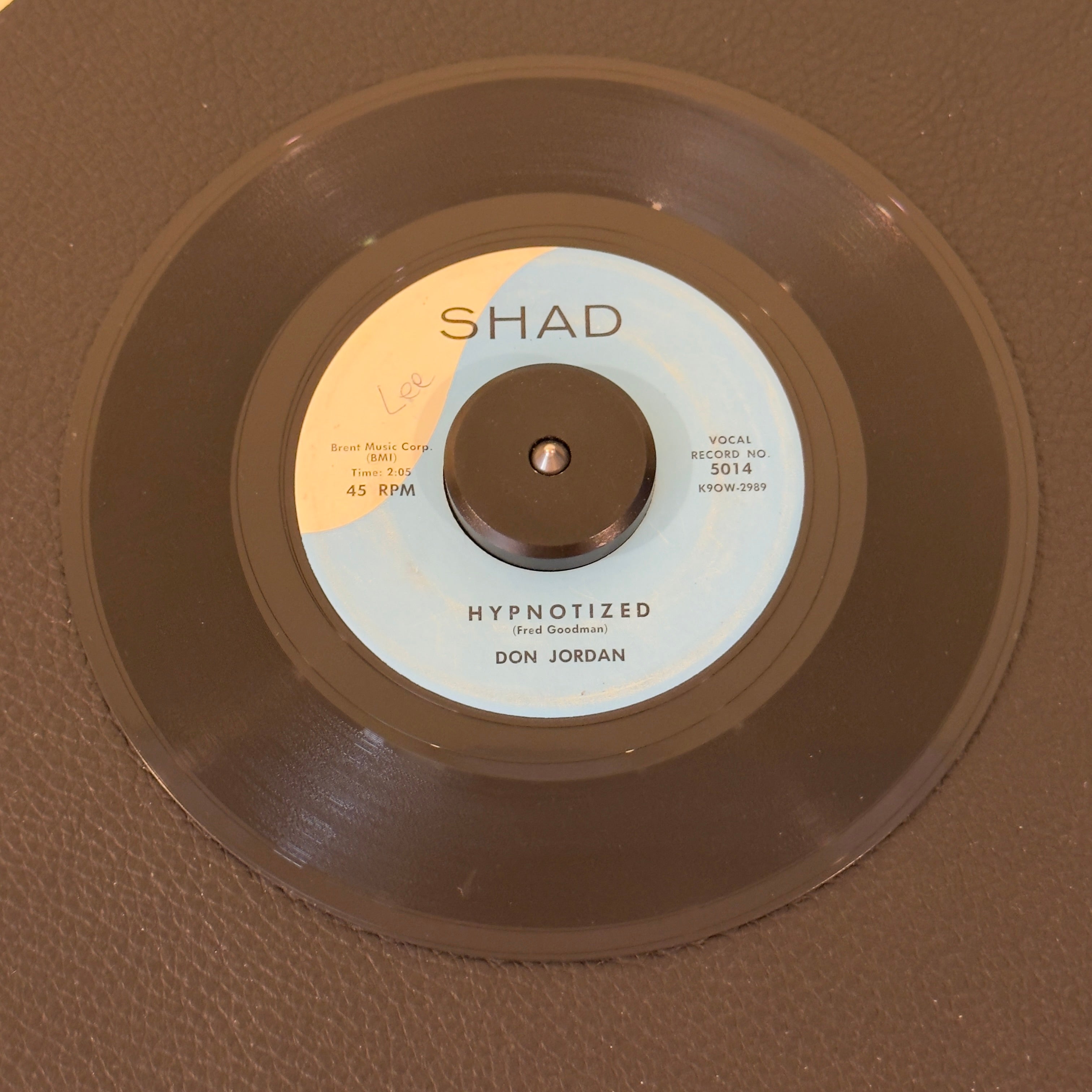 7" vinyl record by Jordan, Don featuring "Hypnotized/(My Love For You Is) An Ocean", released on Shad (5014), in VG+ (Very Good Plus) condition, classic analog collectable for turntable playback. Original 1960 US pressing of the teen-pop and rockabilly mover.  WOL on both sides.