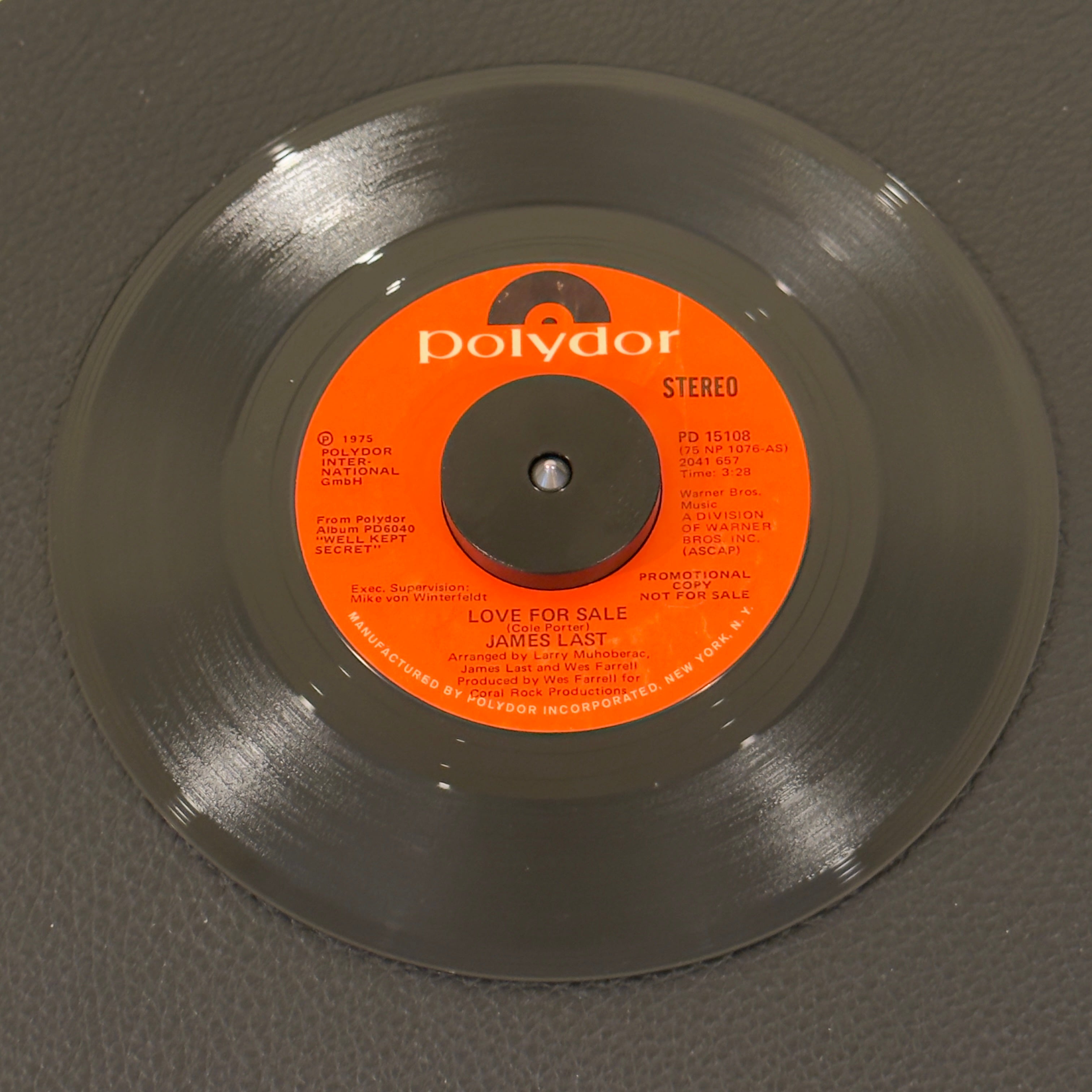 7" vinyl record by Last, James featuring "Love For Sale (Stereo)/Love For Sale (Mono)", released on Polydor (PD 15108), in VG+ (Very Good Plus) condition, classic analog collectable for turntable playback. James Last turns Cole Porter's "Love For Sale" into an absolute monster drum-and-bass breakdown breakbeat dancer.  Promo Copy and Polydor sleeve!